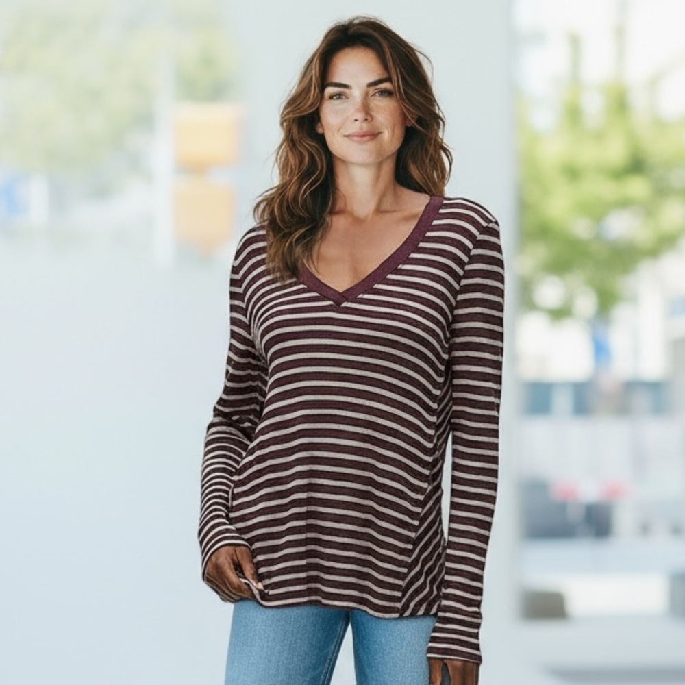 NWT‎ Michael Stars Women’s Auburn Phoebe Long Sleeve Top Size M